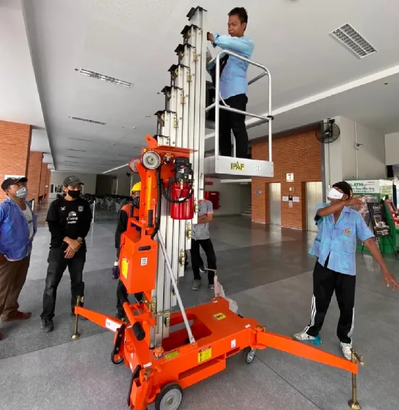 รถกระเช้าส่วนบุคคล personal lift