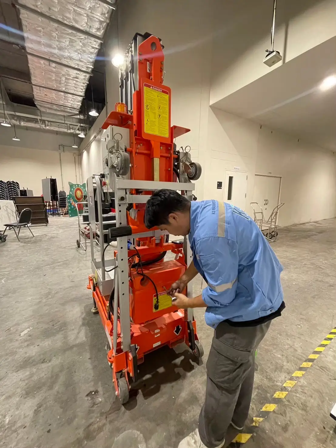 รถกระเช้าส่วนบุคคล ห้าง