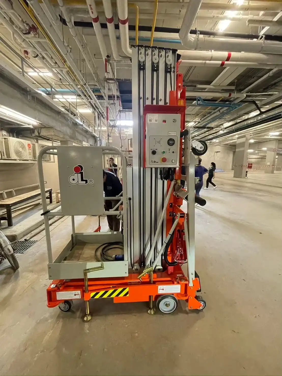 รถกระเช้าส่วนบุคคล ห้าง