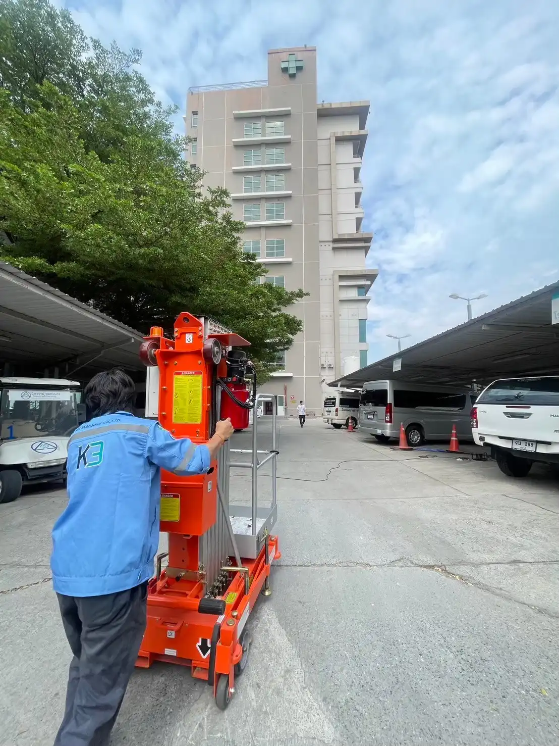 รถกระเช้าส่วนบุคคล โรงพยาบาล